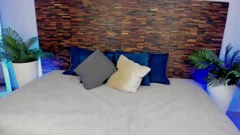 ARIANNA online show from December 2025 04:21:01 AM