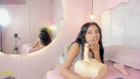 Snapshot of ariiastar chatting on July 2026 04:19:01 AM Ari Star online show from July 2026 04:19:01 AM