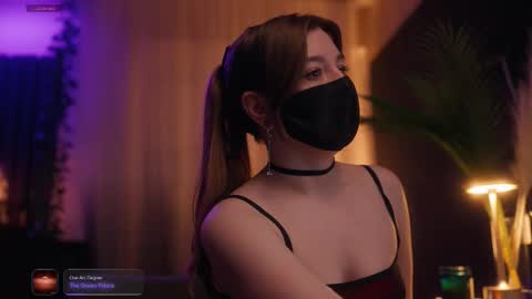 Arina online show from November 2025 12:40:02 PM