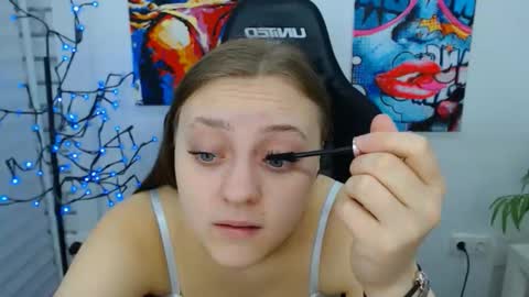 Snapshot of arinabelle chatting on November 2025 12:46:02 AM arinabelle online show from November 2025 12:46:02 AM