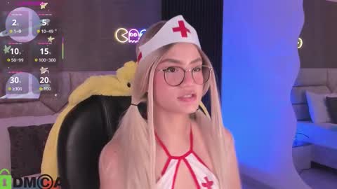 Snapshot of arinextdoor chatting on November 2025 01:27:01 AM Ari online show from November 2025 01:27:01 AM