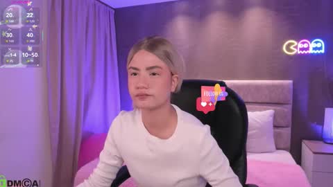 Ari  online show from February 2026 03:21:01 AM