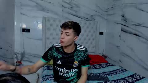 Snapshot of arissha_lee chatting on December 2025 01:42:01 PM celina online show from December 2025 01:42:01 PM