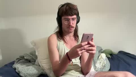 Ariste online show from October 2025 01:23:02 PM