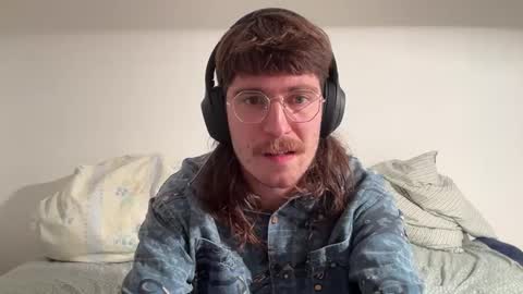 Ariste online show from October 2025 01:54:02 PM