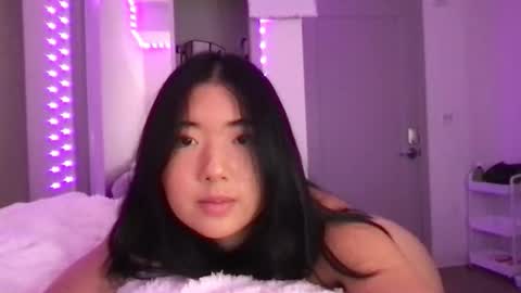 Aristan Belle online show from November 2025 05:06:01 AM