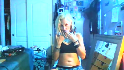 Snapshot of aristarr777 chatting on July 2026 08:39:02 AM Aristarr777 online show from July 2026 08:39:02 AM