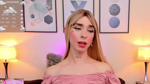   Nice to meet you  thumb up me please its important I  LOOK MY BIO DOWN online show from January 2025 11:50:02 AM