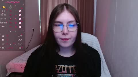 Snapshot of arizonaa_muse chatting on July 2026 06:31:01 AM Astrid online show from July 2026 06:31:01 AM