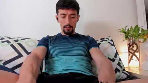 Snapshot of arleymoren chatting on November 2025 06:01:02 PM Arley Moren online show from November 2025 06:01:02 PM