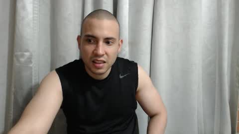 Snapshot of armando_2002 chatting on November 2025 05:20:01 AM ARMANDO online show from November 2025 05:20:01 AM