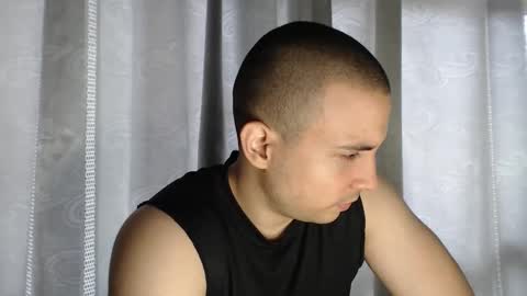 ARMANDO online show from November 2025 06:07:02 PM