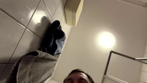 armyskater32 online show from March 2026 09:19:02 PM