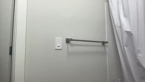 arnicbod online show from October 2025 07:47:01 PM