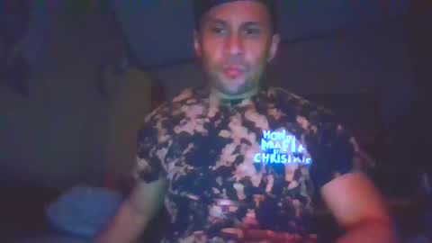 aroddriguezz2020 online show from March 2025 09:02:02 AM