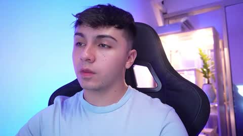 aron__cooper online show from March 2026 02:06:01 AM