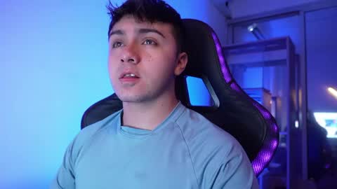 aron__cooper online show from April 2026 02:28:01 AM