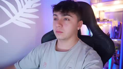 aron__cooper online show from May 2026 03:33:02 AM