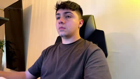 aron__cooper online show from May 2026 03:39:02 PM