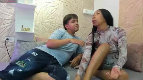 Snapshot of aron_alexa chatting on November 2025 01:41:02 AM Alexa Aron online show from November 2025 01:41:02 AM