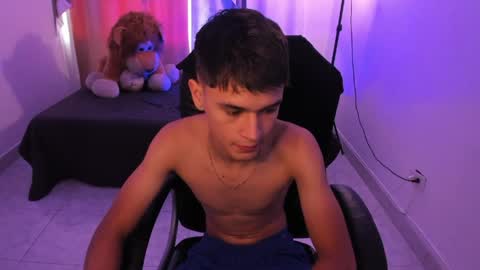 Aaron online show from April 2026 08:28:02 PM