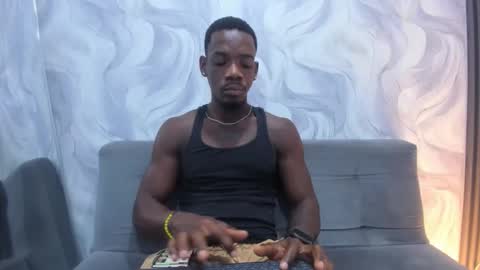 A R O N online show from March 2026 01:05:01 PM