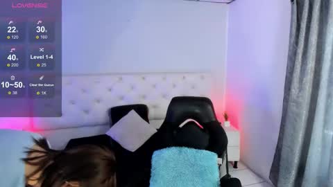 Snapshot of aron_cruz12 chatting on October 2025 01:22:02 PM Aron cruz online show from October 2025 01:22:02 PM