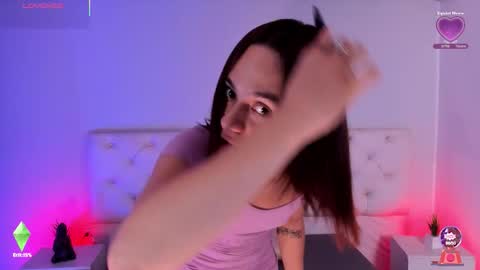 Snapshot of aron_cruz12 chatting on November 2025 01:44:02 PM Aron cruz online show from November 2025 01:44:02 PM