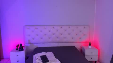 Snapshot of aron_cruz12 chatting on November 2025 01:35:02 PM Aron cruz online show from November 2025 01:35:02 PM