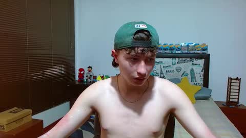 Snapshot of aron_miller18 chatting on February 2025 05:59:01 PM Aaron online show from February 2025 05:59:01 PM