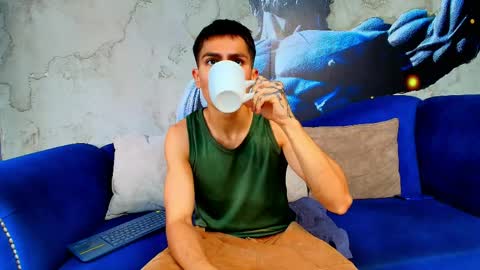 aron_pulse online show from April 2026 02:25:01 PM