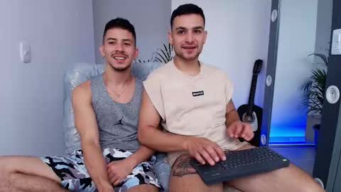 Aron Santoro online show from October 2025 02:52:01 PM