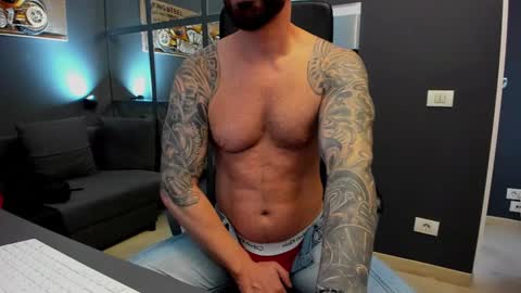 AronGrant online show from December 2024 11:04:02 AM