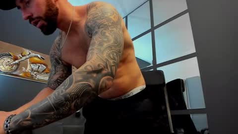 AronGrant online show from December 2024 08:10:02 AM