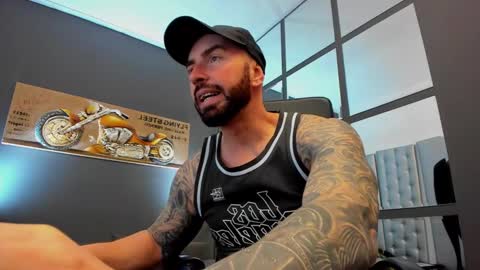 AronGrant online show from January 2025 01:04:02 PM