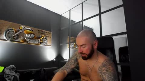 AronGrant online show from January 2025 09:02:02 AM