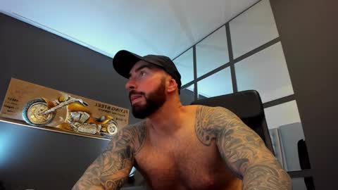 AronGrant online show from January 2025 12:13:01 PM