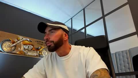 AronGrant online show from September 2025 09:23:02 AM