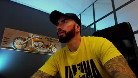 Snapshot of arongrant chatting on July 2026 09:17:01 AM AronGrant online show from July 2026 09:17:01 AM