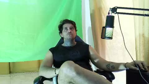 aronmiller online show from July 2026 02:44:01 PM