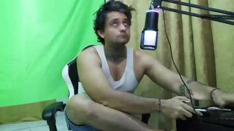 aronmiller online show from July 2026 10:19:02 AM