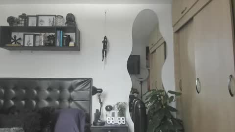 Snapshot of aronwilliams69 chatting on October 2025 04:48:02 PM ARON  Independent model  online show from October 2025 04:48:02 PM