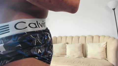   online show from September 2025 08:01:02 PM