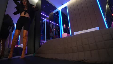 Snapshot of arte_adelle chatting on December 2024 09:18:02 AM Adele online show from December 2024 09:18:02 AM