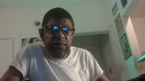 Snapshot of arteblazze chatting on June 2026 01:56:01 AM Arteblazze not daddy boy bitch or nigga online show from June 2026 01:56:01 AM