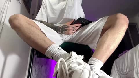   online show from December 2024 03:29:02 AM