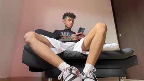   online show from March 2025 01:19:02 PM