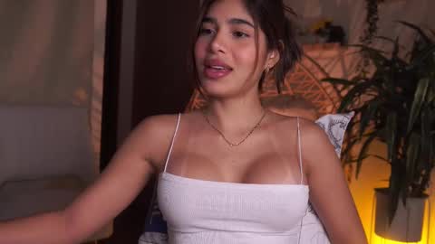 Snapshot of artemia_ chatting on March 2025 02:41:02 AM Amanda online show from March 2025 02:41:02 AM