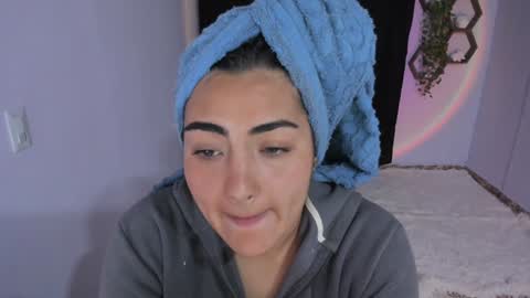 Snapshot of artemis_020 chatting on December 2024 11:03:02 PM FENIX online show from December 2024 11:03:02 PM