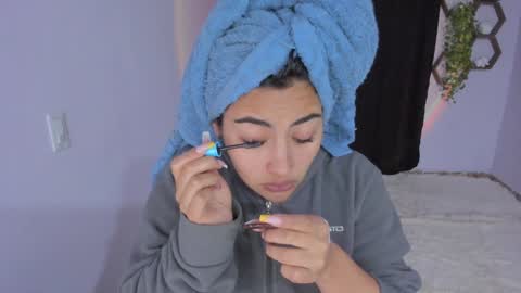 Snapshot of artemis_020 chatting on January 2025 11:31:01 PM FENIX online show from January 2025 11:31:01 PM